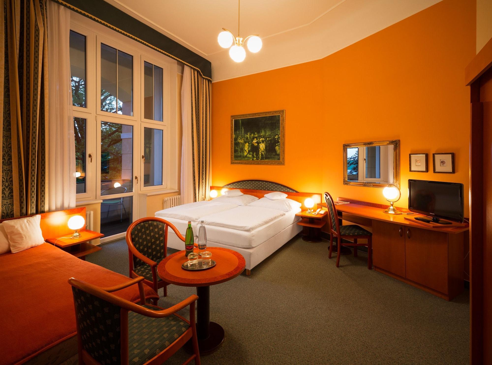 Villa Regent Spa & Wellness Mariánské Lázně Dış mekan fotoğraf